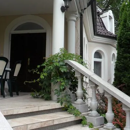 Gardena Guest house Gardony